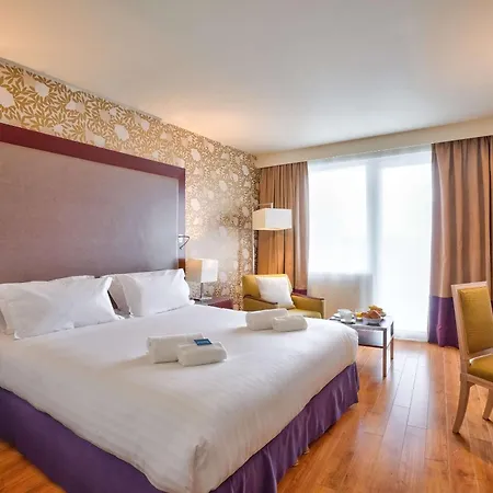 Clarion Paris Cdg Airport 4*