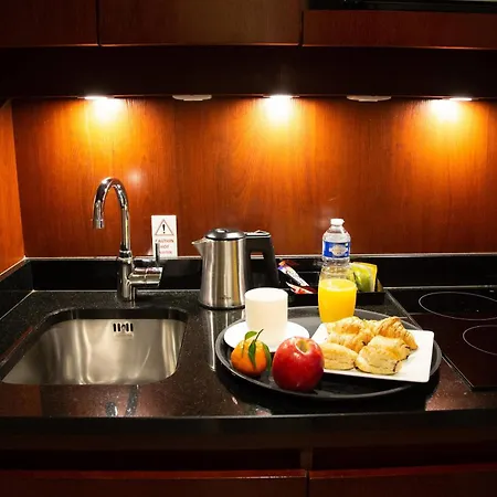 Clarion Paris Cdg Airport 酒店