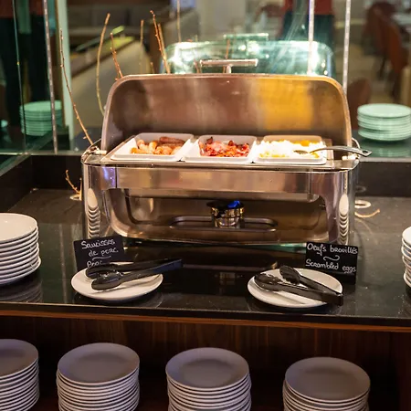 Clarion Paris Cdg Airport 酒店 4*