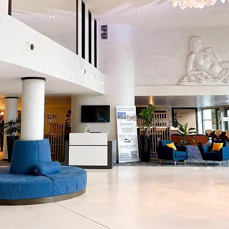 Clarion Paris Cdg Airport 4*