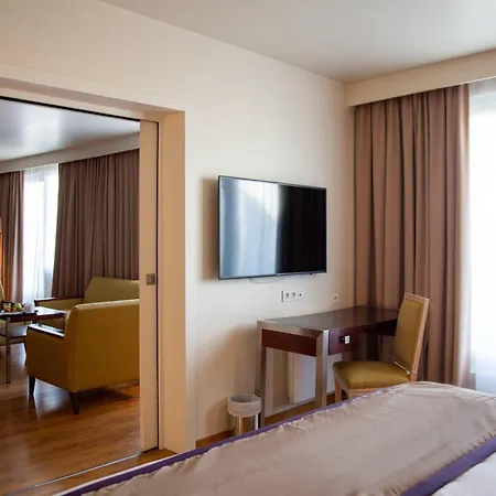 Clarion Paris Cdg Airport Hotel