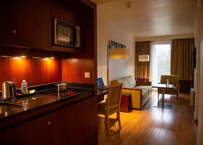 Hotel Clarion Paris Cdg Airport 4*