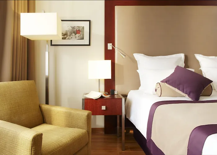 Clarion Paris Cdg Airport Hotel 4*