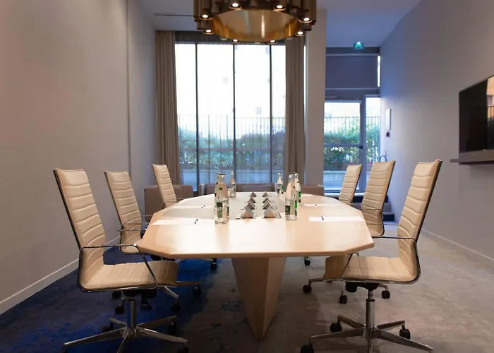Hotel Clarion Paris Cdg Airport 4*